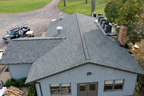 Freeland's local roofing experts completed job